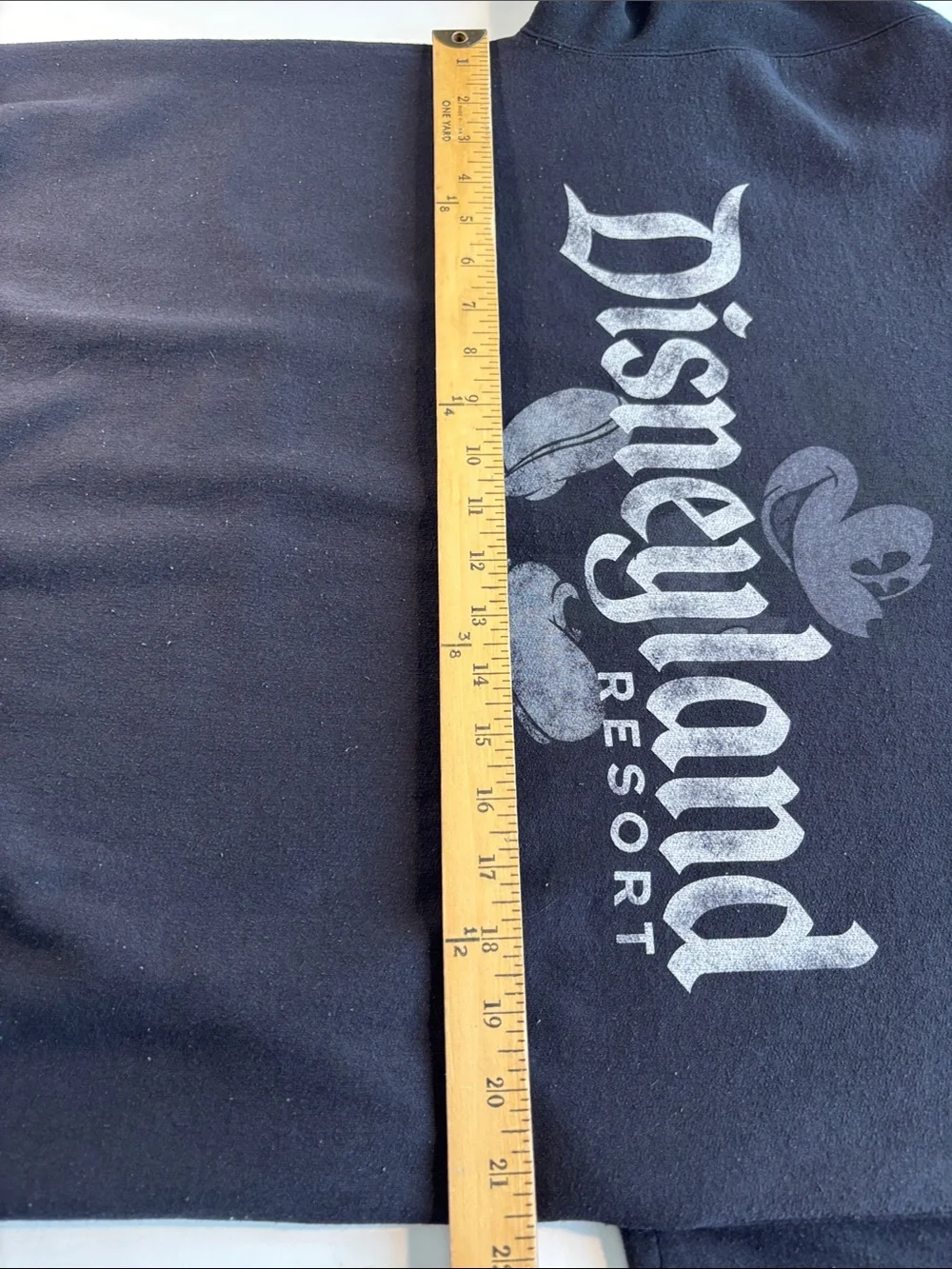 Hanes Black Disneyland Resort Crewneck Sweatshirt -540sku